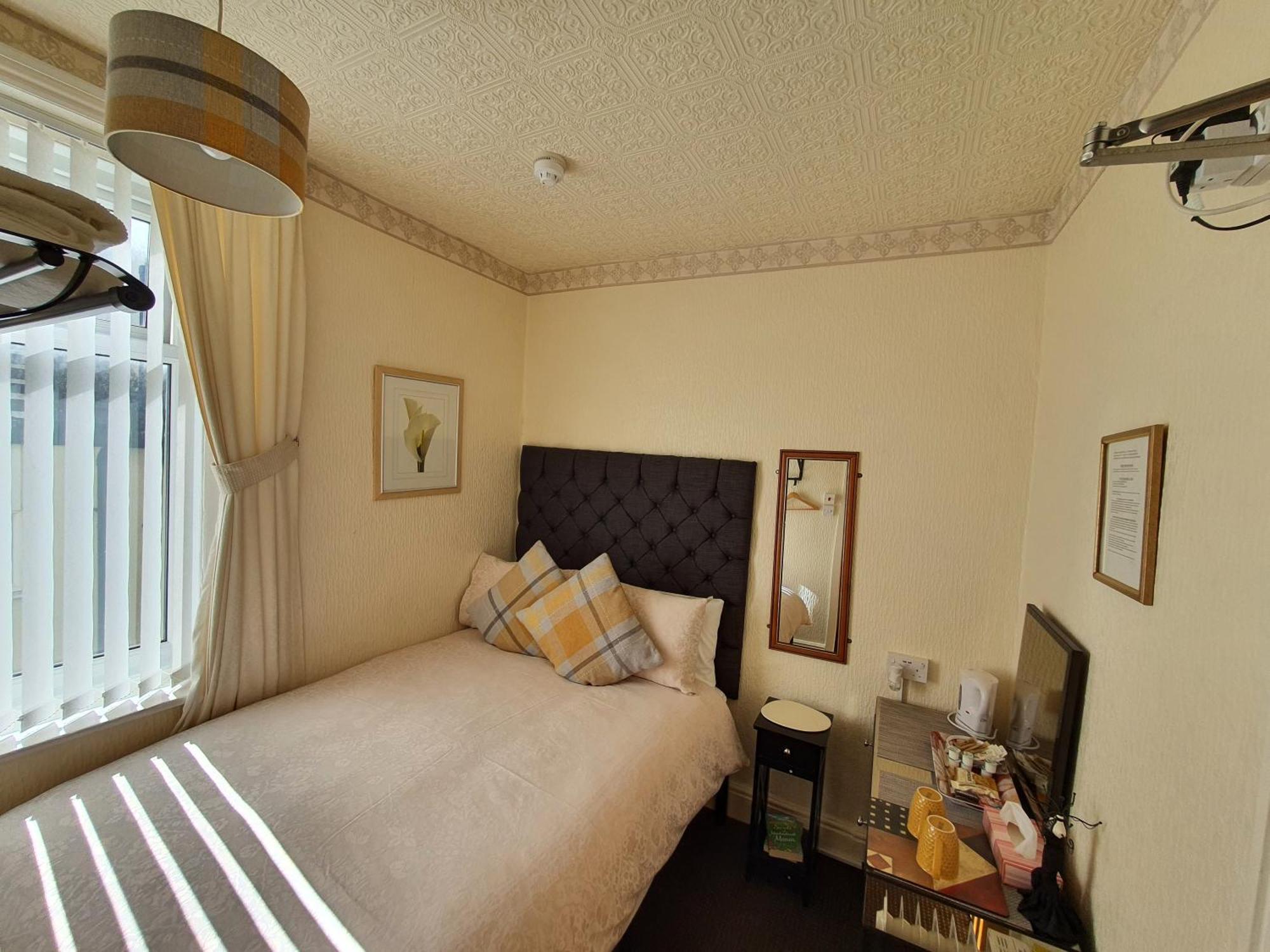 Windsor House Hotel 黑潭 外观 照片